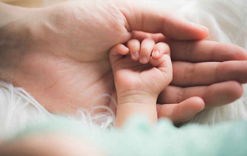 生後28日までの赤ちゃんが対象の「新生児訪問」