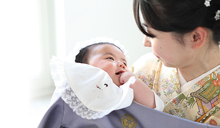 赤ちゃんが生まれたらやるべきこと ４ お宮参りに行く 妊娠 出産インフォ ミキハウス出産準備サイト