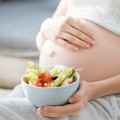妊娠中のママが知っておきたい食べ物のこと（前編） 妊婦が摂るべき栄養素と食事のお話