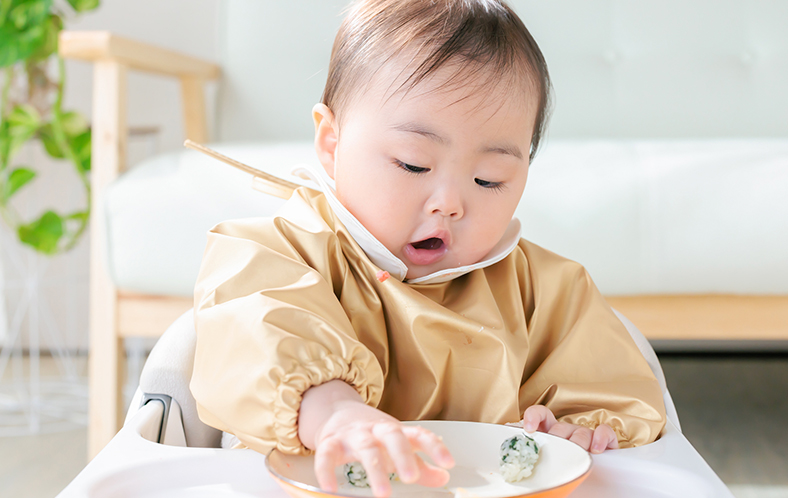 【月齢別】1歳になるまでの成長の目安＆お世話のポイント【赤ちゃん】